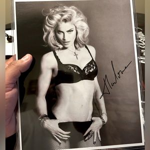Madonna signed (reprint) ✍🏼